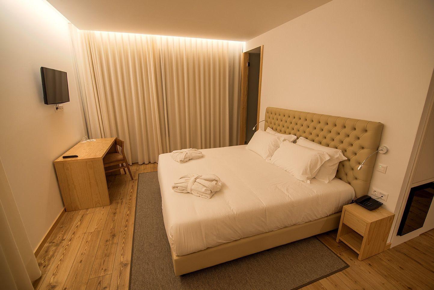 Lam Hotel Селорику ди Бащу Екстериор снимка
