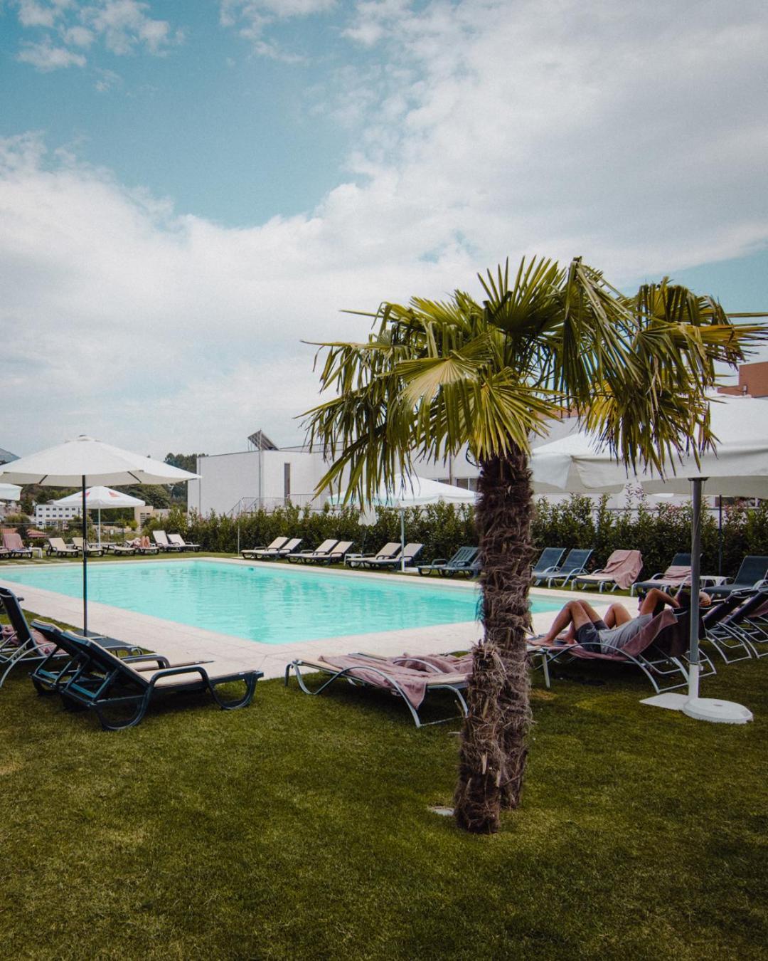 Lam Hotel Селорику ди Бащу Екстериор снимка